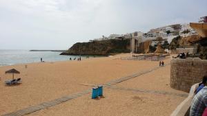 Apartment near the ocean Rua 5 de Outubro