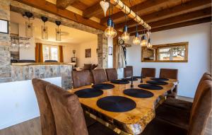 Awesome Home In Aljmas