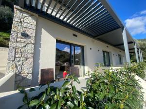 Tramonto Maisonettes & Suites