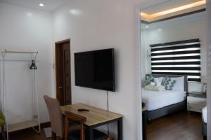 Teofely Gardens Resort near Tagaytay