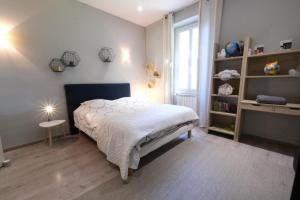 Maisons de vacances superb prestigious mas with pool in the countryside of caumont sur durance, close to avignon, sleeps 8 : photos des chambres
