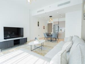 MH- Act - Downtown 1BHK-REF4105