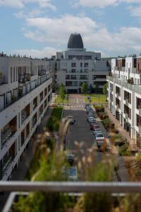 Royal Garden Apartment in Wilanow by Renters Prestige