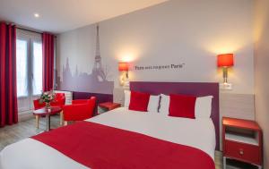 Superior Double Room room in Grand Hôtel De Turin