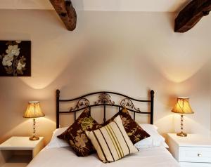 Three-Bedroom House room in Waterton Park Hotel