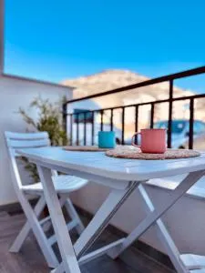 Queen of the Beach - 苏沙尼