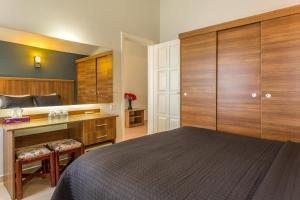 Standard Double or Twin Room with Side Sea View room in Aqua Princess Hotel