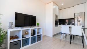 Delightful Bombarda Apartment by Unique Hosts