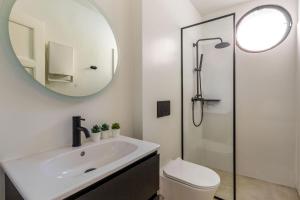 The Met by Zoia Living