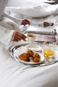 Hotels Le Pavillon des Lettres : photos des chambres