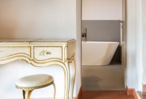 Castello Di Tornano Wine Relais