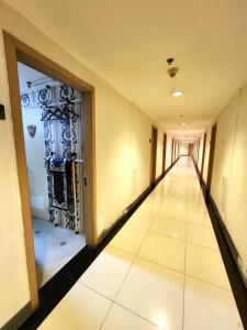 Elegant Studio at Grass Residences 1-5 persons only, Quezon City