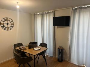 Charmant Studio