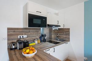 Joli studio - Parking Privé - WIFI Très Haut Débit - Au calme