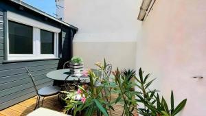 Maisons de vacances Agreable maison renovee en hyper centre avec patio : photos des chambres