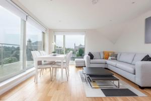 Argyle Rigg - No 16D