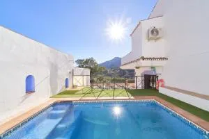 Finca Alcaparaín con Piscina en Caminito del Rey-Carratraca - Carratraca