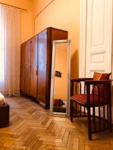 Lvivskiy Zatyshok TWO Bedrooms ISOLATED with Balcony