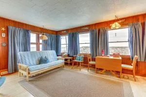 Beachfront Lavallette Home - 2 Mi to Casino Pier! - Lavallette