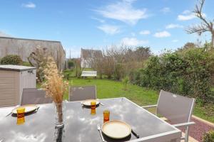 300 m de la plage - Maison pour 4 avec jardin