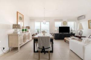 Modern Terrace Home near Luxembourg Airport