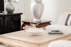 Modern Terrace Home near Luxembourg Airport