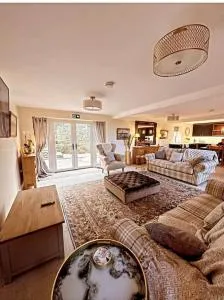 Converted Barn with Hot Tub, The Hayloft. - Over Kellet