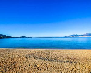 Appartement moderne à Grosseto-Prugna, vue montagne, 50 m²