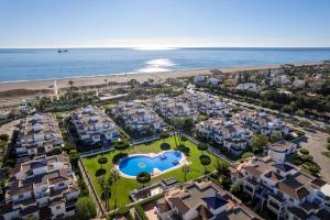 Bajo con porche en primera línea En Vera, Almeria
