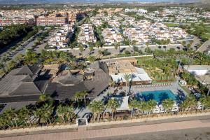 Bajo con porche en primera línea En Vera, Almeria