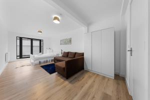 3 Bedroom Sleep12 in London MR2