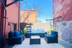 3BR 2Baths with Private Outdoors