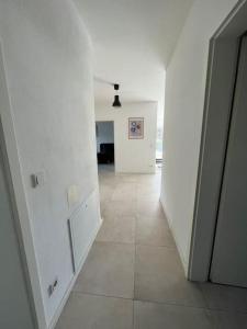 3 ZW 95 m2 Neubau Kostenlos Parkplatz im Hof