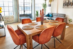 Neu! UPPER ROOM Industrial Loft Domizil mit Dachterrasse & Ausblick