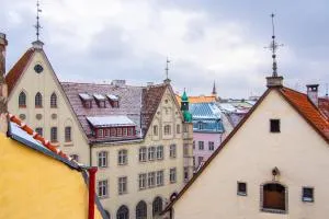 AirHome - Tower Apartment - Kesklinn