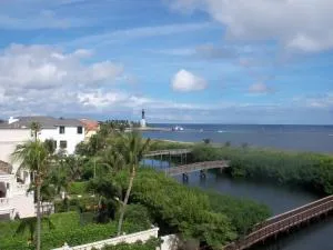 Canada House Beach Club Resort - Lighthouse Point