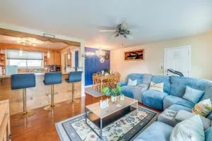 Colonial Heights Home with Large Yard and BBQ Grill! - 科洛尼尔海茨