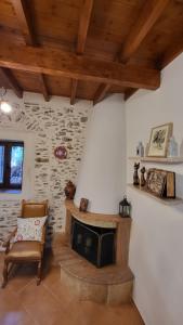 Filanthis Retreat In Manis Nature