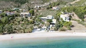 ILYA SUITES BY THE SEA - Aghios Petros Alonissos