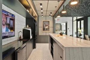 1 BR Loft Near Central West End Walk to BJC