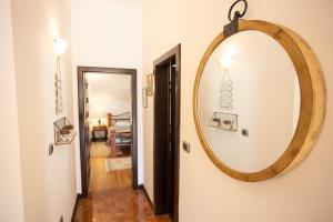 Sunny Portside Apartment