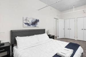 5BR Cozysuites The Block with Pool Table Arcade