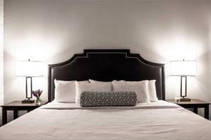 TWO Urban 2BR 2BA Apartments by CozySuites