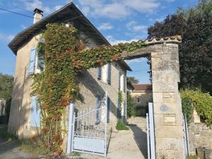 Maisons de vacances Lodge in Saint-Ciers-Sur-Bonnieure : photos des chambres