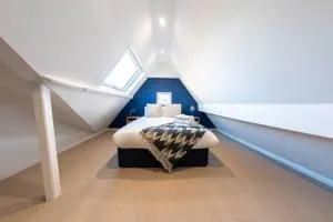 Skyward Penthouse #10 with Seaview at Bowles Aparthotel by Yoko Property - 雷德卡