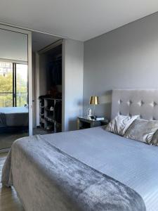 Hermoso elegante moderno