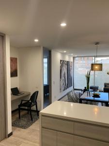 Hermoso elegante moderno