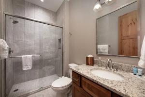 NEW Condo Grand Park WHot Tub & Mountain View