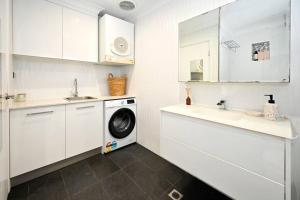 Golden Beach Family Relaxation