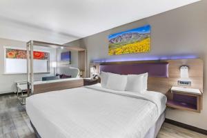 King Room with Sofa Bed - Non-Smoking room in Best Western Sunland Park